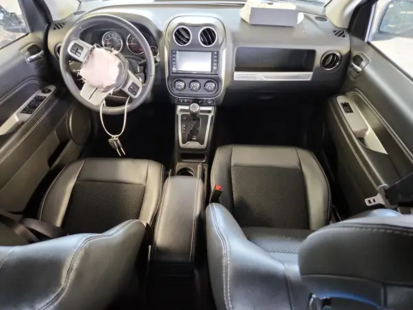 1C4NJCEA8HD210971 2017 JEEP COMPASS - Image 8
