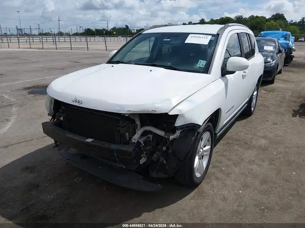 1C4NJCEA9GD599537 2016 JEEP COMPASS - Image 2