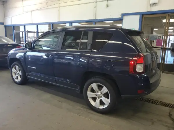 1C4NJCEA9GD614876 2016 JEEP COMPASS - Image 2