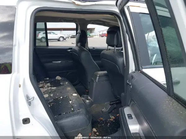1C4NJCEA9GD615042 2016 JEEP COMPASS - Image 8