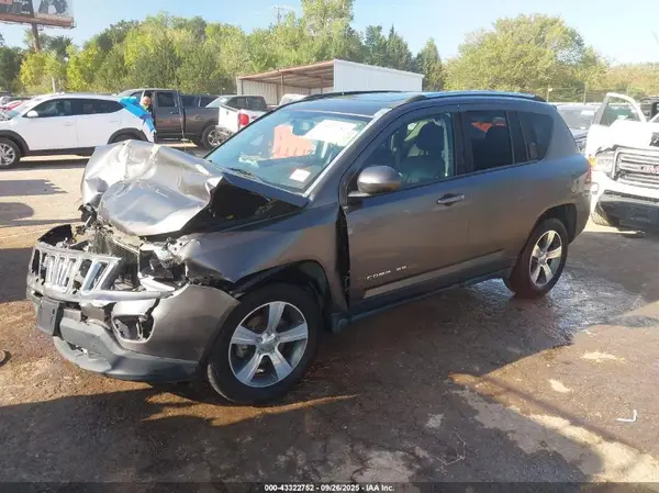 1C4NJCEA9GD676987 2016 JEEP COMPASS - Image 2