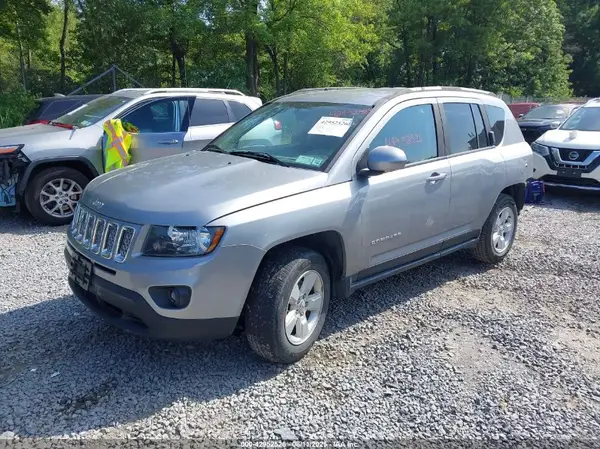 1C4NJCEA9GD747590 2016 JEEP COMPASS - Image 2