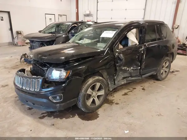 1C4NJCEA9GD787913 2016 JEEP COMPASS - Image 2