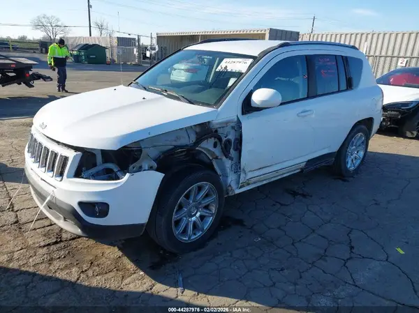 1C4NJCEA9HD117473 2017 JEEP COMPASS - Image 2
