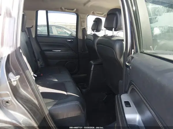 1C4NJCEA9HD141305 2017 JEEP COMPASS - Image 8
