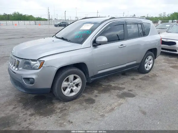 1C4NJCEA9HD151235 2017 JEEP COMPASS - Image 2