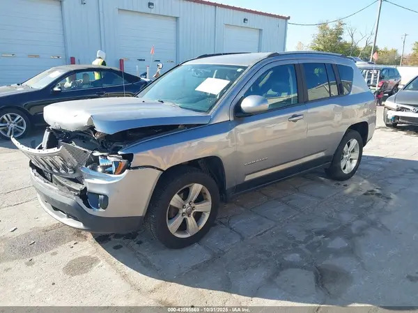 1C4NJCEAXGD536186 2016 JEEP COMPASS - Image 2