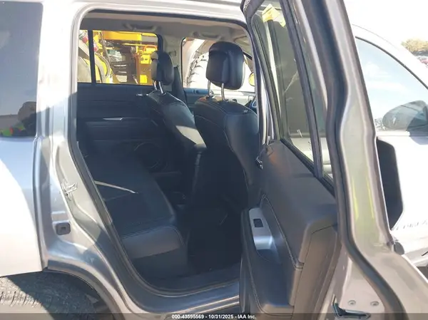 1C4NJCEAXGD536186 2016 JEEP COMPASS - Image 8