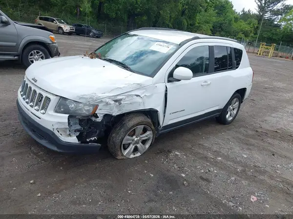 1C4NJCEAXGD599806 2016 JEEP COMPASS - Image 2