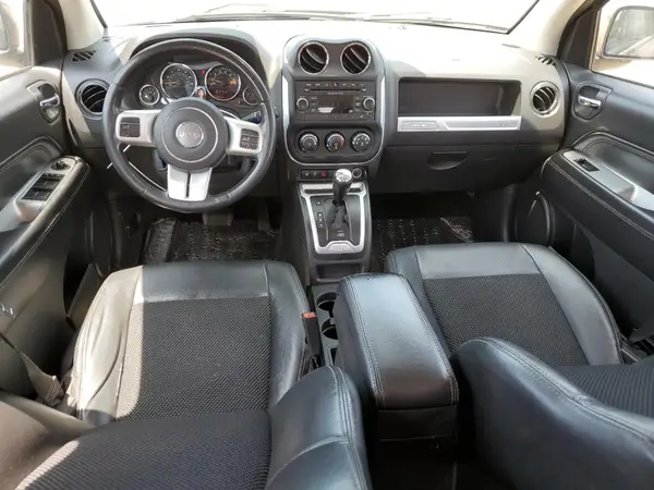 1C4NJCEAXGD633498 2016 JEEP COMPASS - Image 8