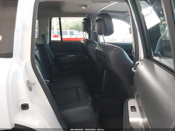 1C4NJCEAXGD676500 2016 JEEP COMPASS - Image 8