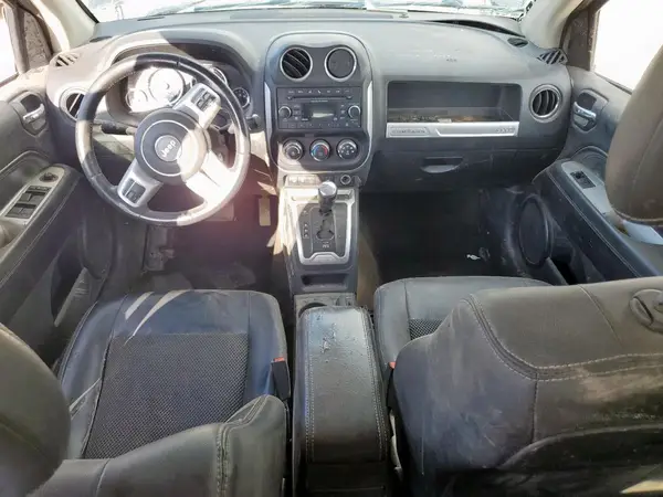 1C4NJCEAXGD704831 2016 JEEP COMPASS - Image 8