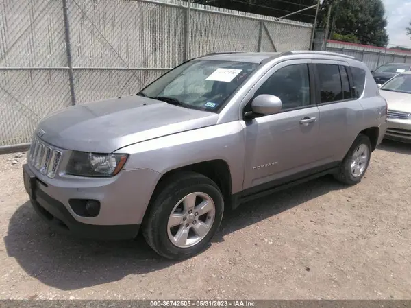 1C4NJCEAXGD710032 2016 JEEP COMPASS - Image 2