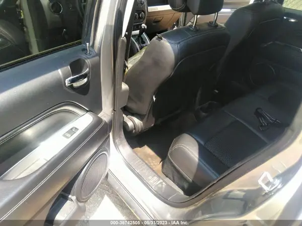 1C4NJCEAXGD710032 2016 JEEP COMPASS - Image 8