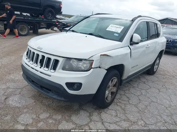 1C4NJCEAXGD735531 2016 JEEP COMPASS - Image 2