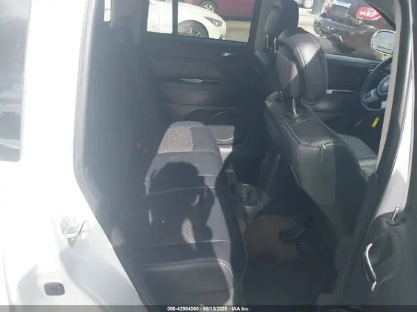1C4NJCEAXGD735822 2016 JEEP COMPASS - Image 8