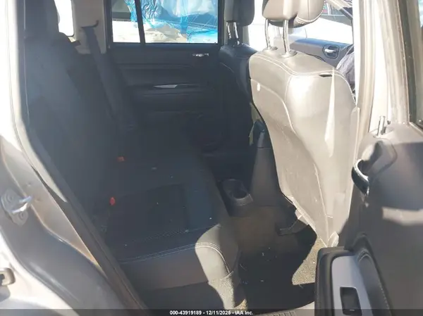 1C4NJCEAXGD744634 2016 JEEP COMPASS - Image 8