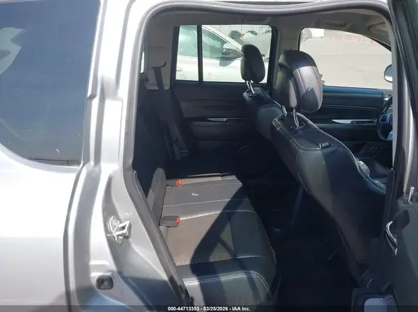 1C4NJCEAXGD769095 2016 JEEP COMPASS - Image 8