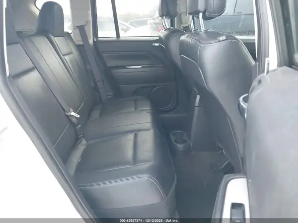 1C4NJCEAXGD805058 2016 JEEP COMPASS - Image 8