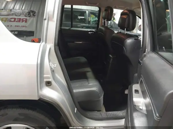 1C4NJCEB0GD620686 2016 JEEP COMPASS - Image 8