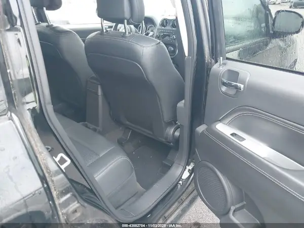 1C4NJCEB0GD699907 2016 JEEP COMPASS - Image 8