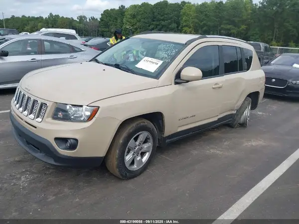 1C4NJCEB0HD102756 2017 JEEP COMPASS - Image 2