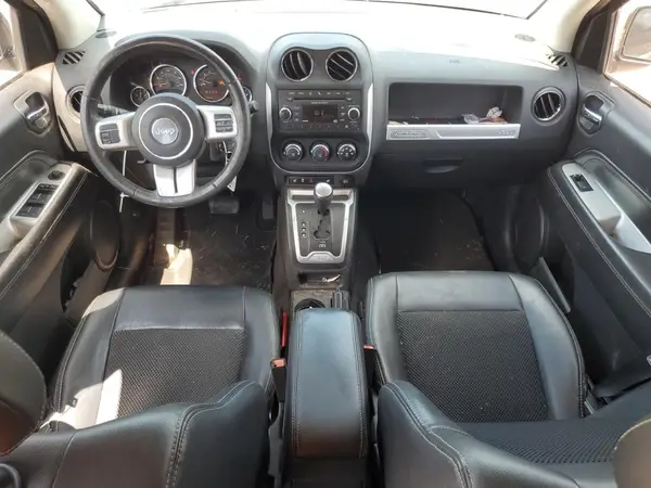 1C4NJCEB0HD160687 2017 JEEP COMPASS - Image 8