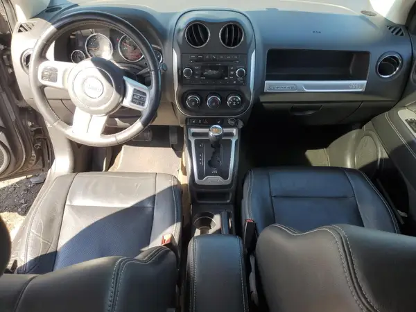 1C4NJCEB0HD185363 2017 JEEP COMPASS - Image 8