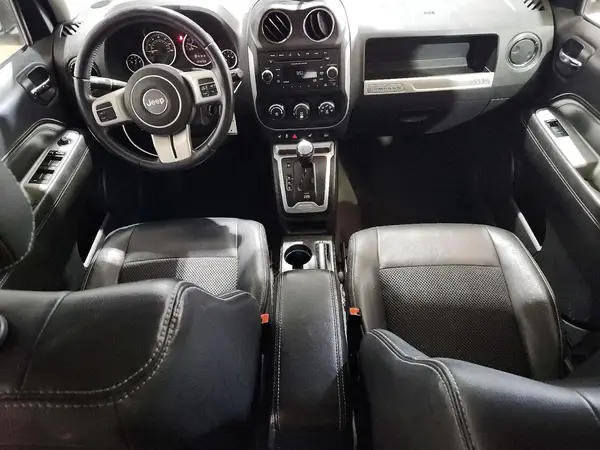 1C4NJCEB0HD197917 2017 JEEP COMPASS - Image 8