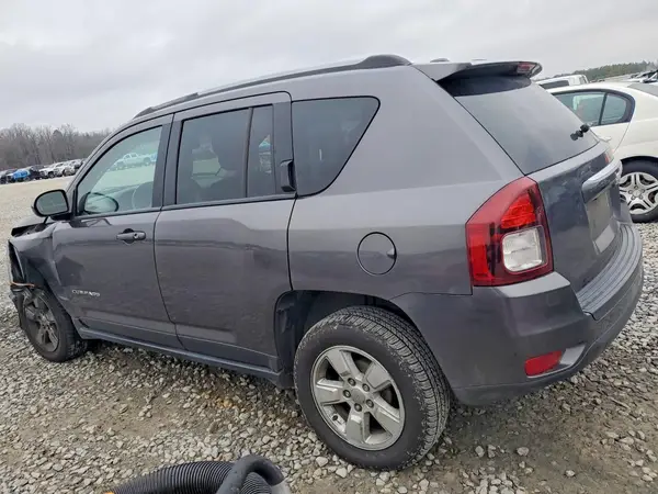 1C4NJCEB0HD206616 2017 JEEP COMPASS - Image 2