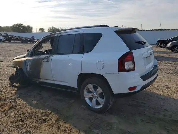 1C4NJCEB1GD599895 2016 JEEP COMPASS - Image 2