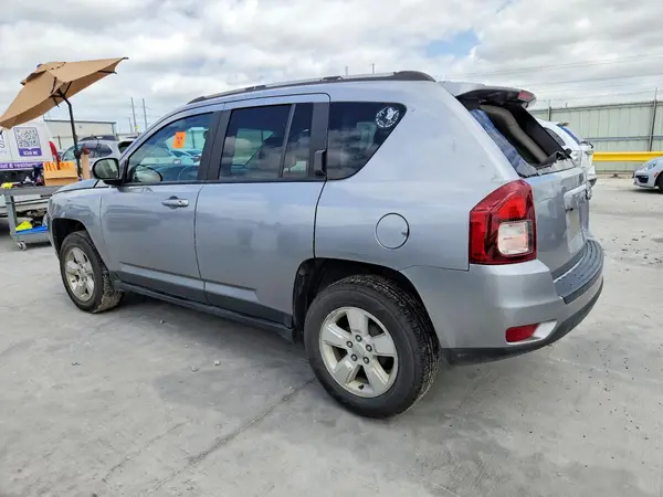 1C4NJCEB1HD160455 2017 JEEP COMPASS - Image 2
