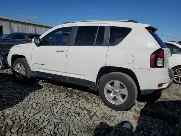 1C4NJCEB1HD160732 2017 JEEP COMPASS - Image 2