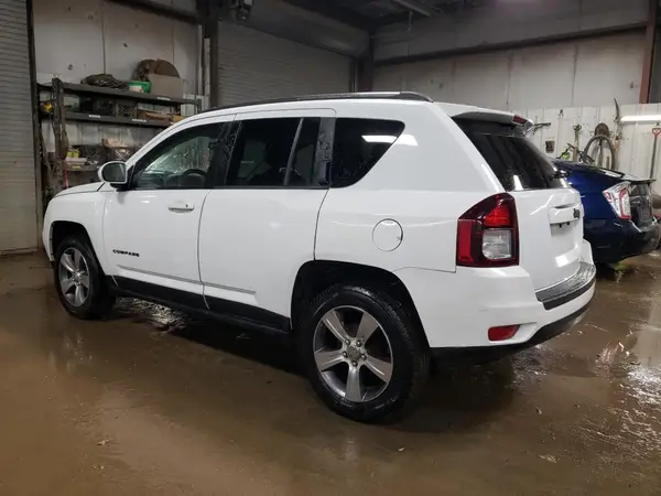 1C4NJCEB1HD185100 2017 JEEP COMPASS - Image 2