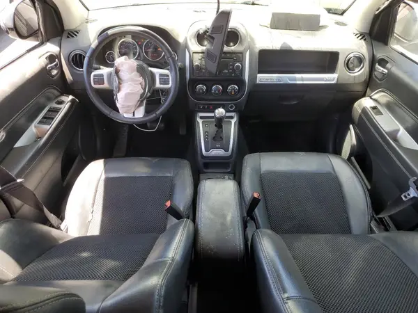 1C4NJCEB1HD198817 2017 JEEP COMPASS - Image 8
