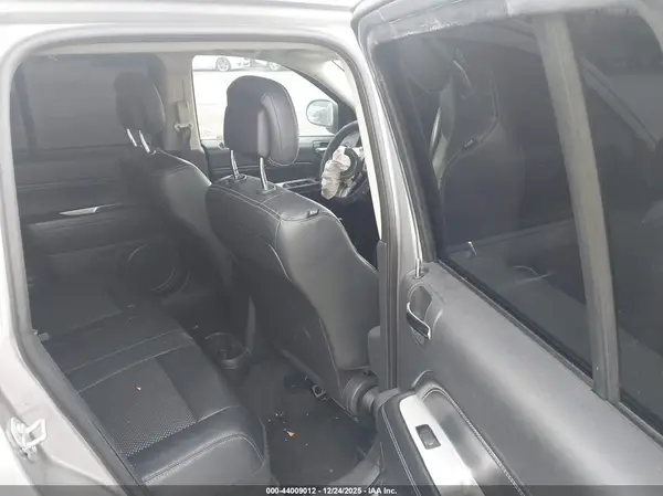 1C4NJCEB1HD206544 2017 JEEP COMPASS - Image 8