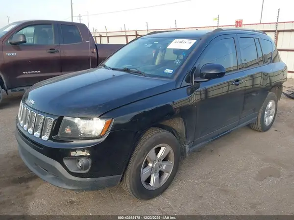 1C4NJCEB1HD210917 2017 JEEP COMPASS - Image 2