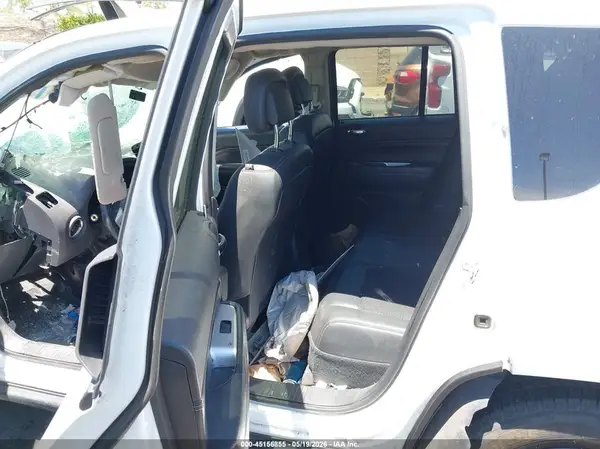 1C4NJCEB2HD198745 2017 JEEP COMPASS - Image 8