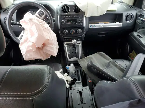 1C4NJCEB3GD599929 2016 JEEP COMPASS - Image 8