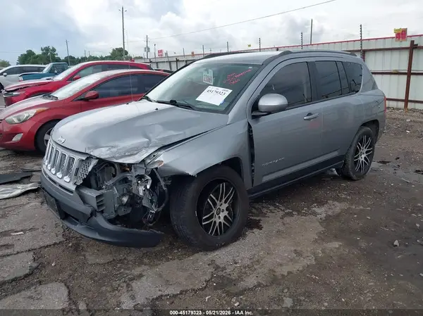 1C4NJCEB3HD160196 2017 JEEP COMPASS - Image 2