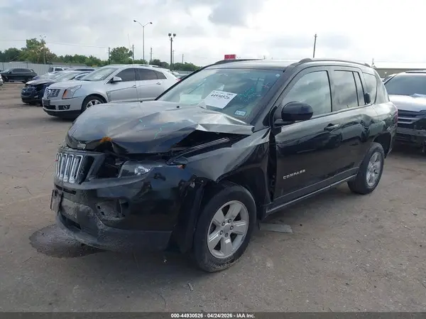 1C4NJCEB3HD160327 2017 JEEP COMPASS - Image 2