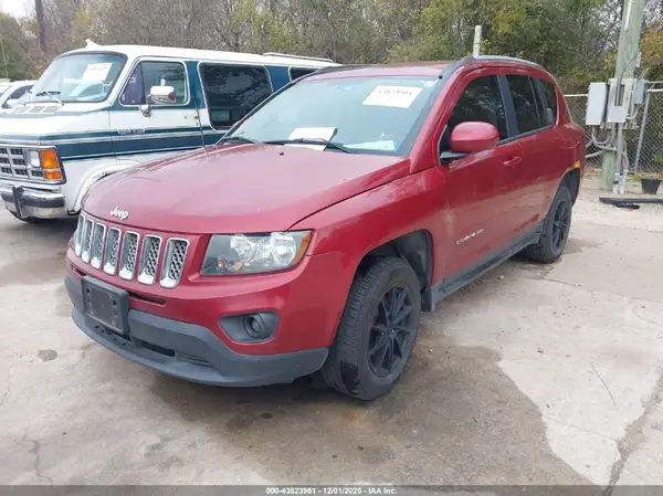 1C4NJCEB3HD198107 2017 JEEP COMPASS - Image 2