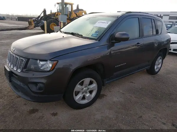 1C4NJCEB3HD198401 2017 JEEP COMPASS - Image 2