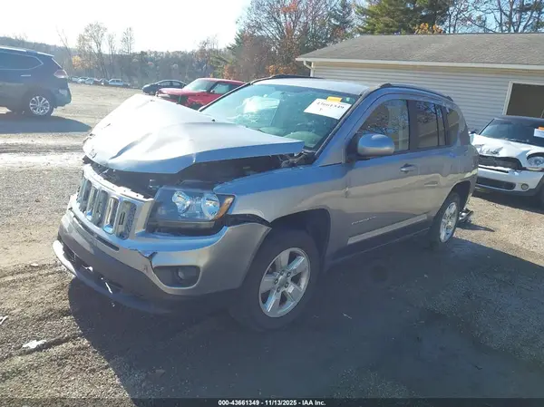 1C4NJCEB3HD198429 2017 JEEP COMPASS - Image 2
