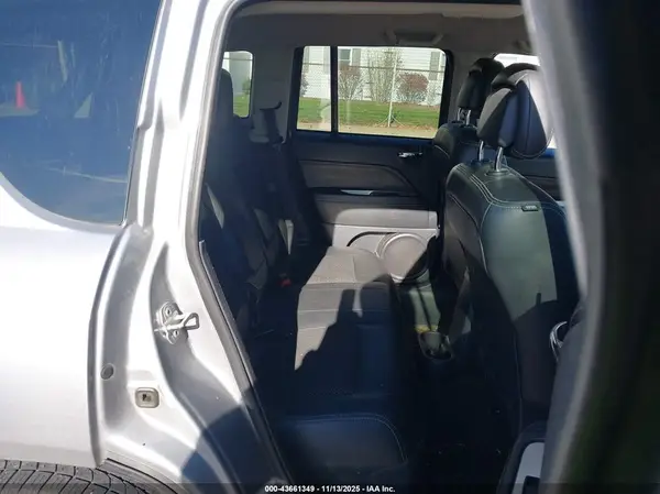 1C4NJCEB3HD198429 2017 JEEP COMPASS - Image 8
