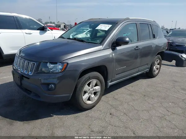 1C4NJCEB4HD182109 2017 JEEP COMPASS - Image 2