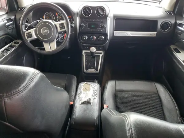 1C4NJCEB5HD160300 2017 JEEP COMPASS - Image 8