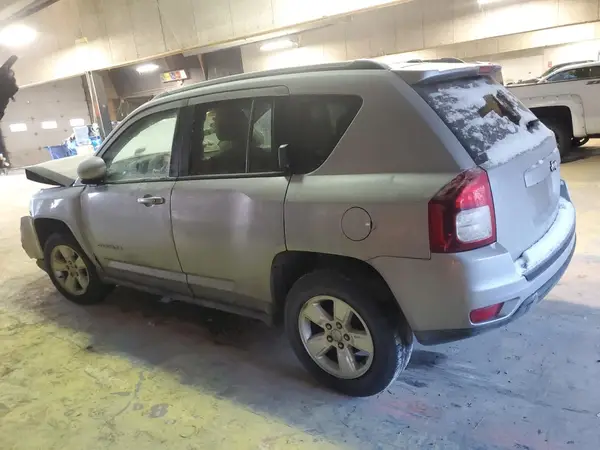 1C4NJCEB5HD160815 2017 JEEP COMPASS - Image 2