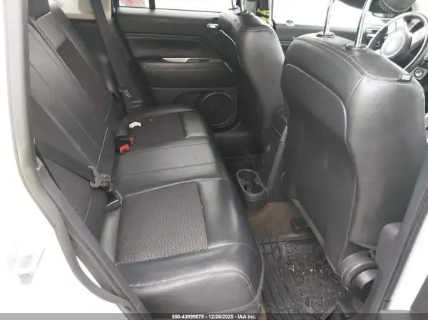 1C4NJCEB5HD206661 2017 JEEP COMPASS - Image 8