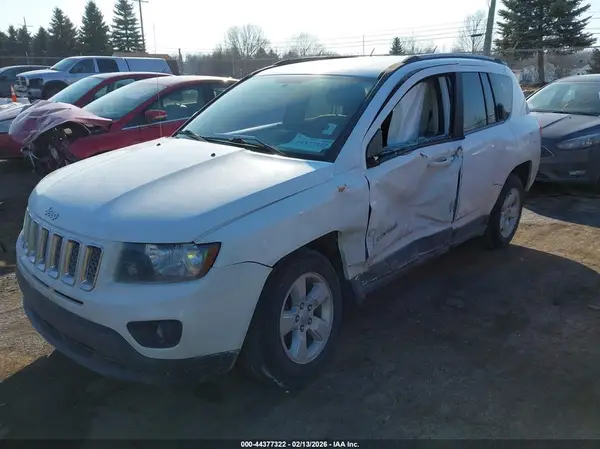 1C4NJCEB6HD160371 2017 JEEP COMPASS - Image 2